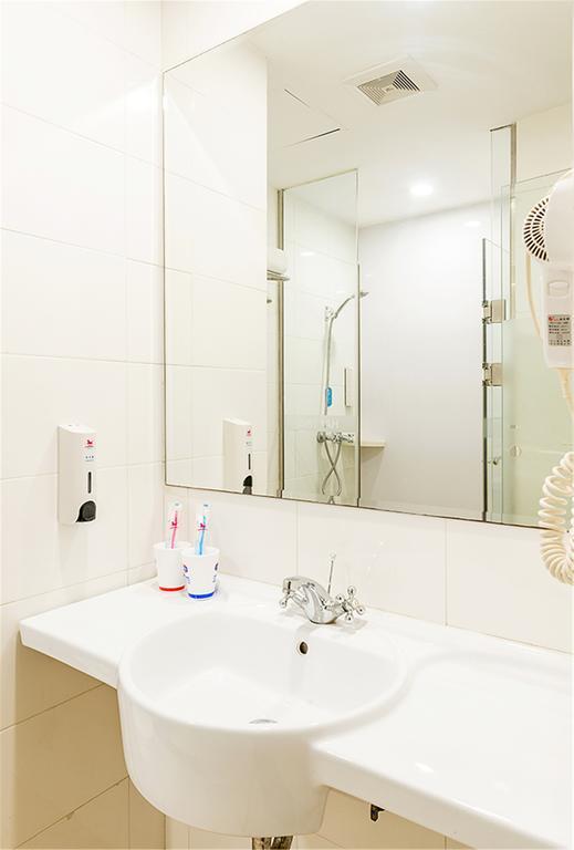 Hanting Premium Hotel Shanghai Hongqiao West Zhongshan Road Exterior photo